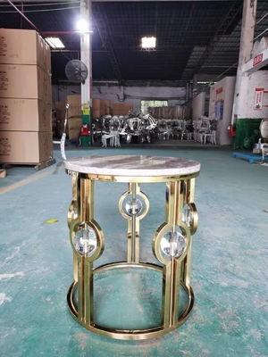 Altın Kaplama Paslanmaz Çelik Mermer Yan Sehpa Işığı Lüks Metal Kristal Top Yuvarlak Köşe Sehpa