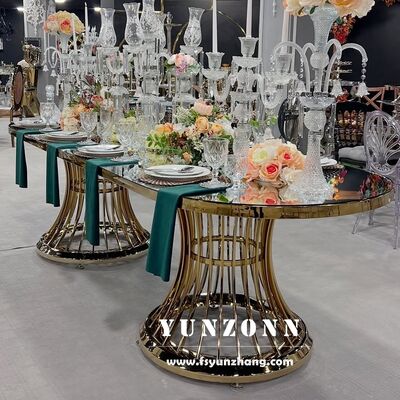İyi fiyat Otel Kullanımı İçin Lüks Altın Paslanmaz Çelik Düğün Masa Cam Yemek Masası Zarif Etkinlik Mobilyası çevrimiçi