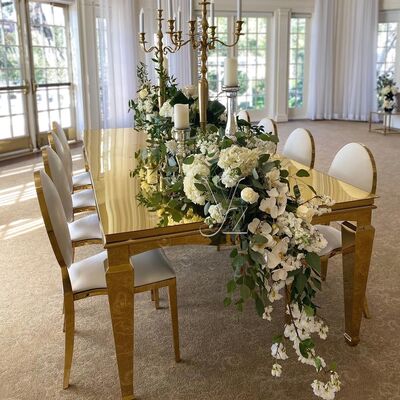 İyi fiyat Modern yemek masası, paslanmaz çelik tabanlı ev restoranı otel açık hava için mermer metalden yapılmıştır. çevrimiçi