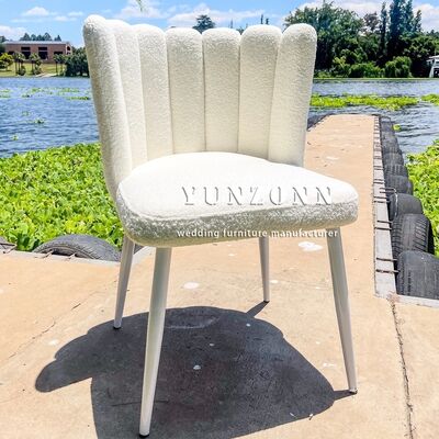 İyi fiyat Toptan Beyaz Teddy Kadife Lounge Sandalye Oteller için zarif paslanmaz çelik düğün dekorasyonu çevrimiçi